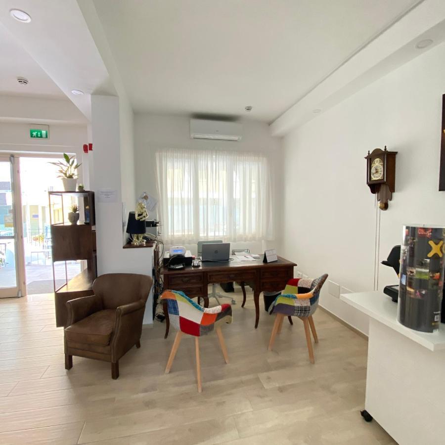 Hotel Bed And Book ريميني المظهر الخارجي الصورة