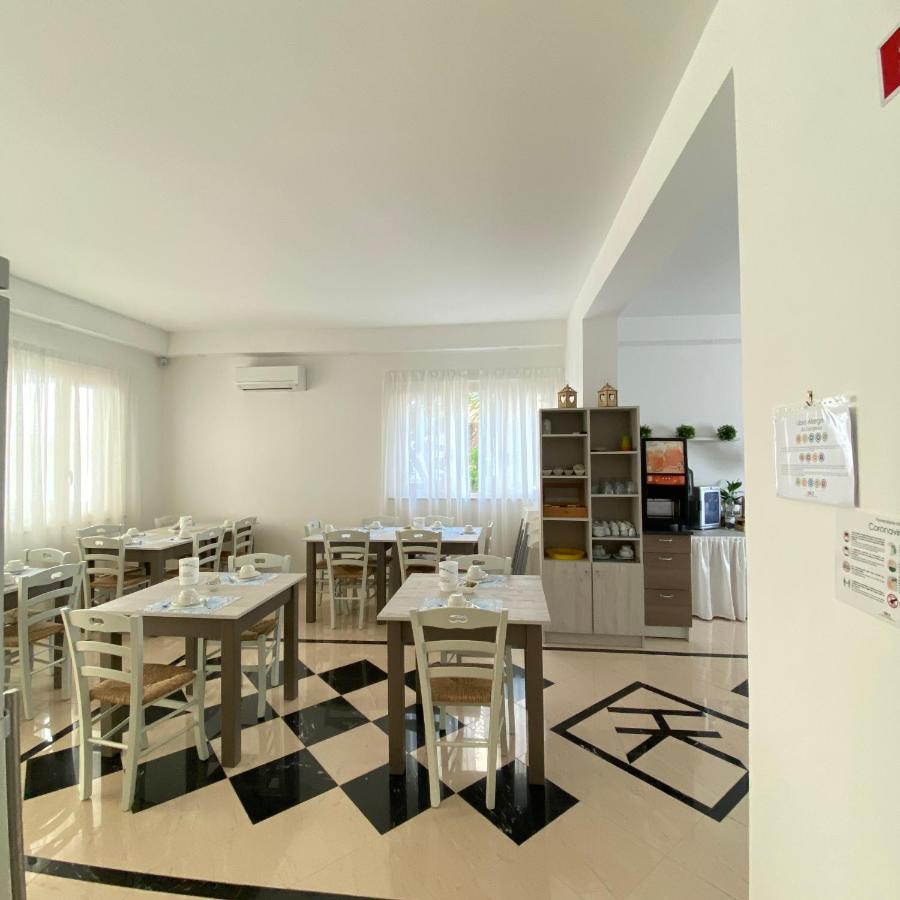 Hotel Bed And Book ريميني المظهر الخارجي الصورة