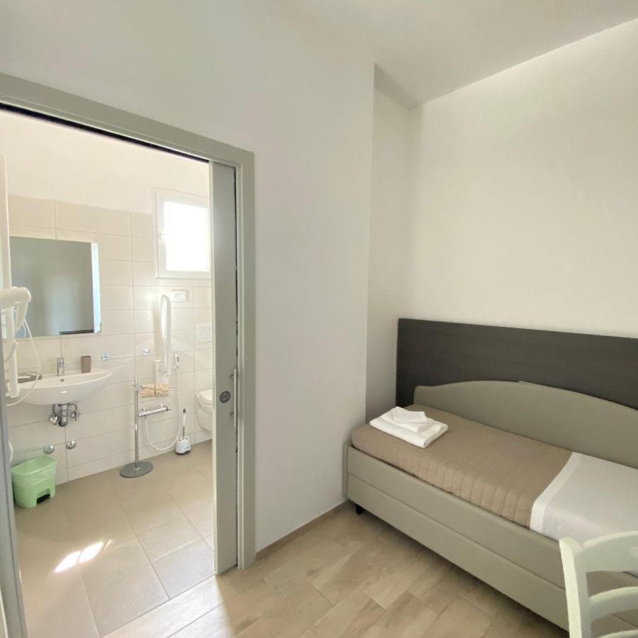 Hotel Bed And Book ريميني المظهر الخارجي الصورة