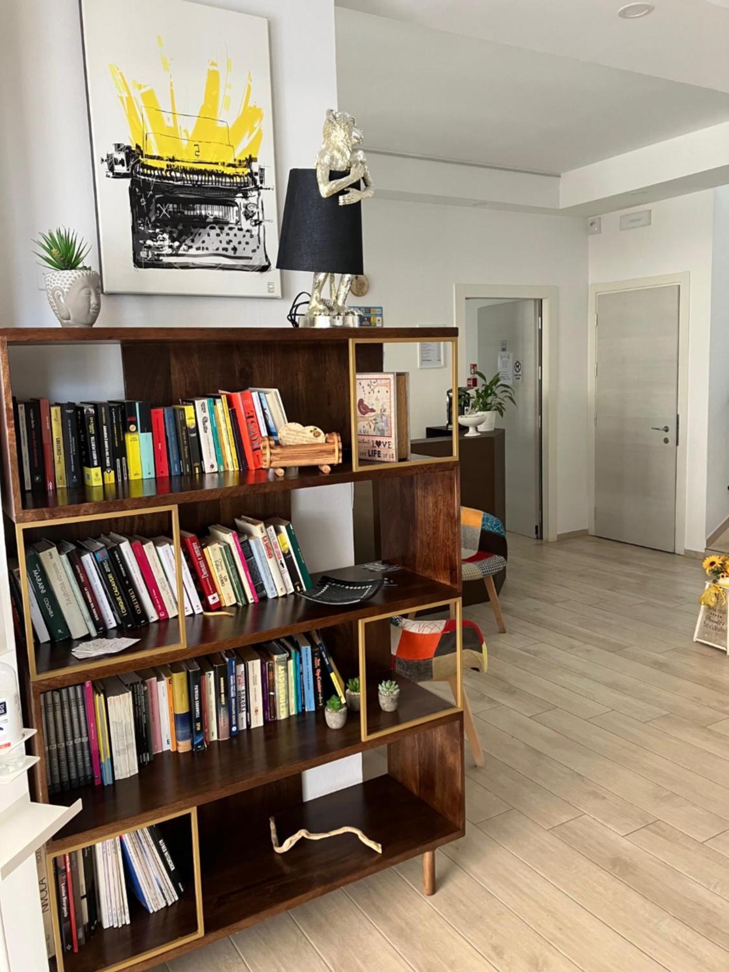 Hotel Bed And Book ريميني المظهر الخارجي الصورة