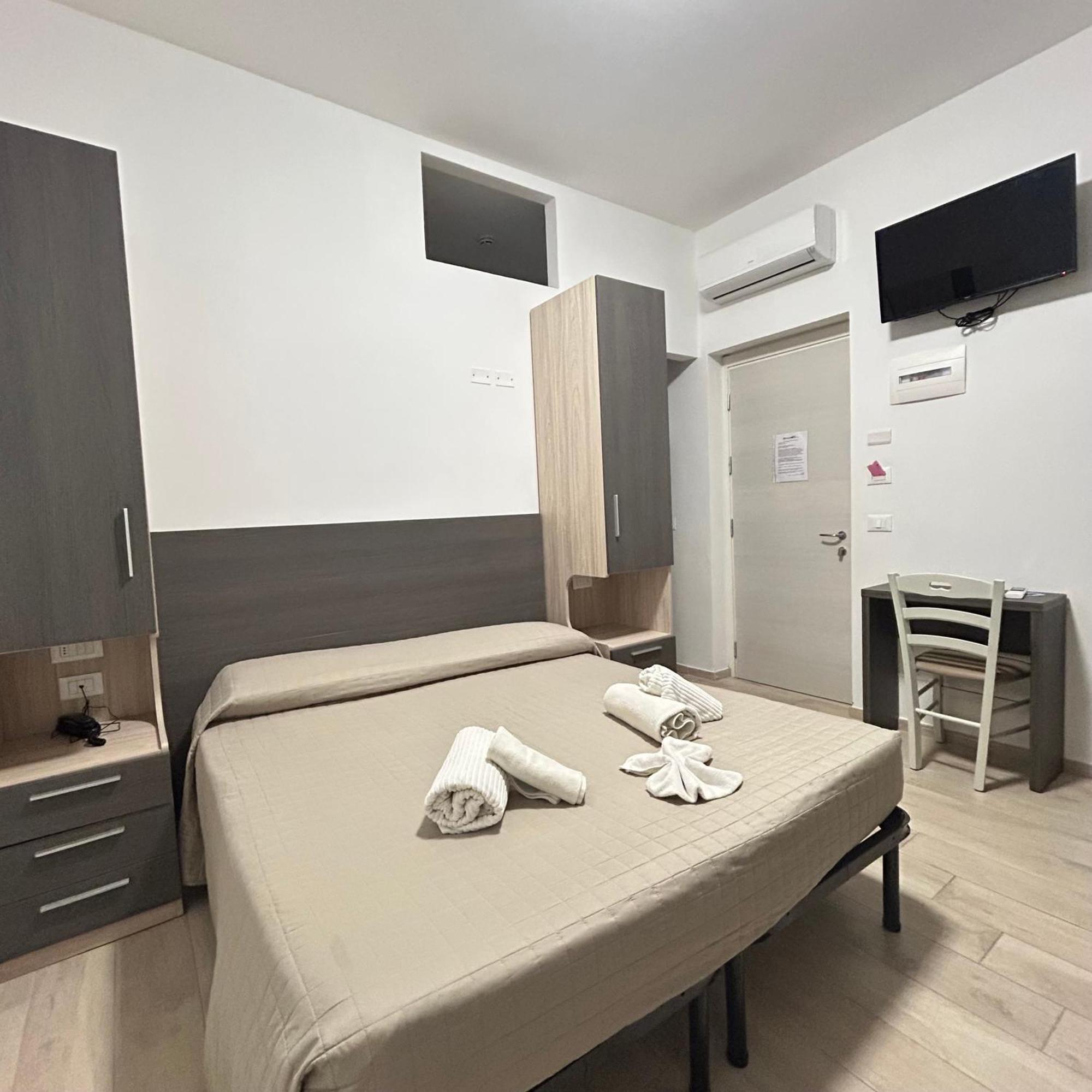Hotel Bed And Book ريميني المظهر الخارجي الصورة